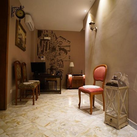 Bari Antica Boutique B&B ภายนอก รูปภาพ