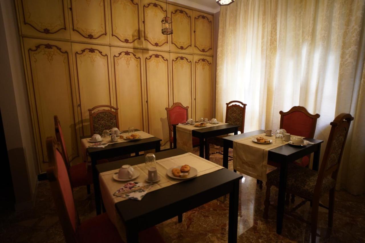 Bari Antica Boutique B&B ภายนอก รูปภาพ
